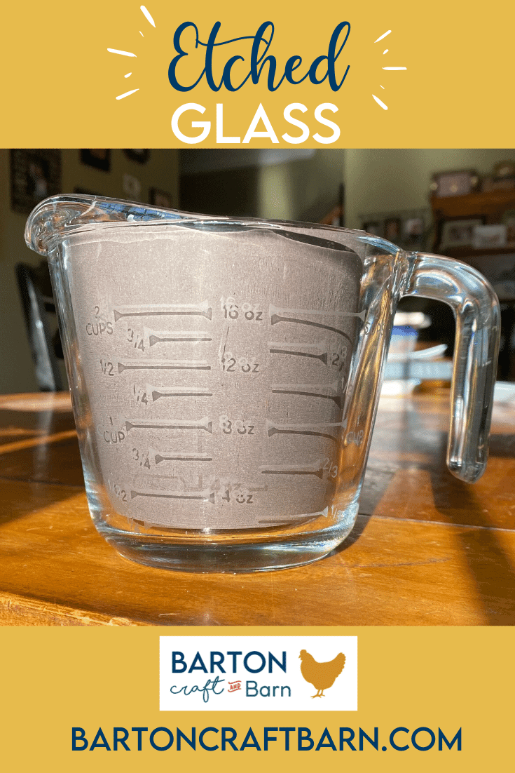 Measuring cup - Pyrex - thick glass model with size markings