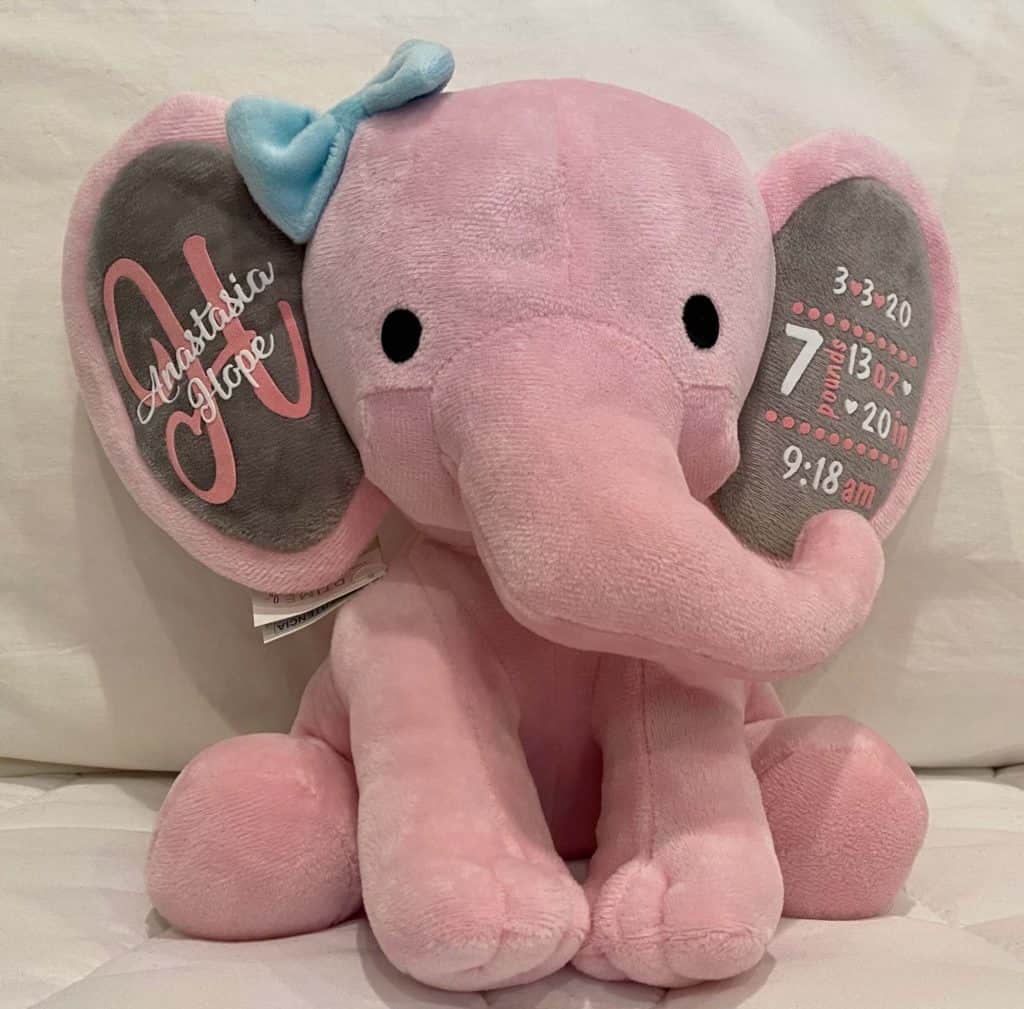 Example of Elephant Stuffy baby announcement for cricut tutorial